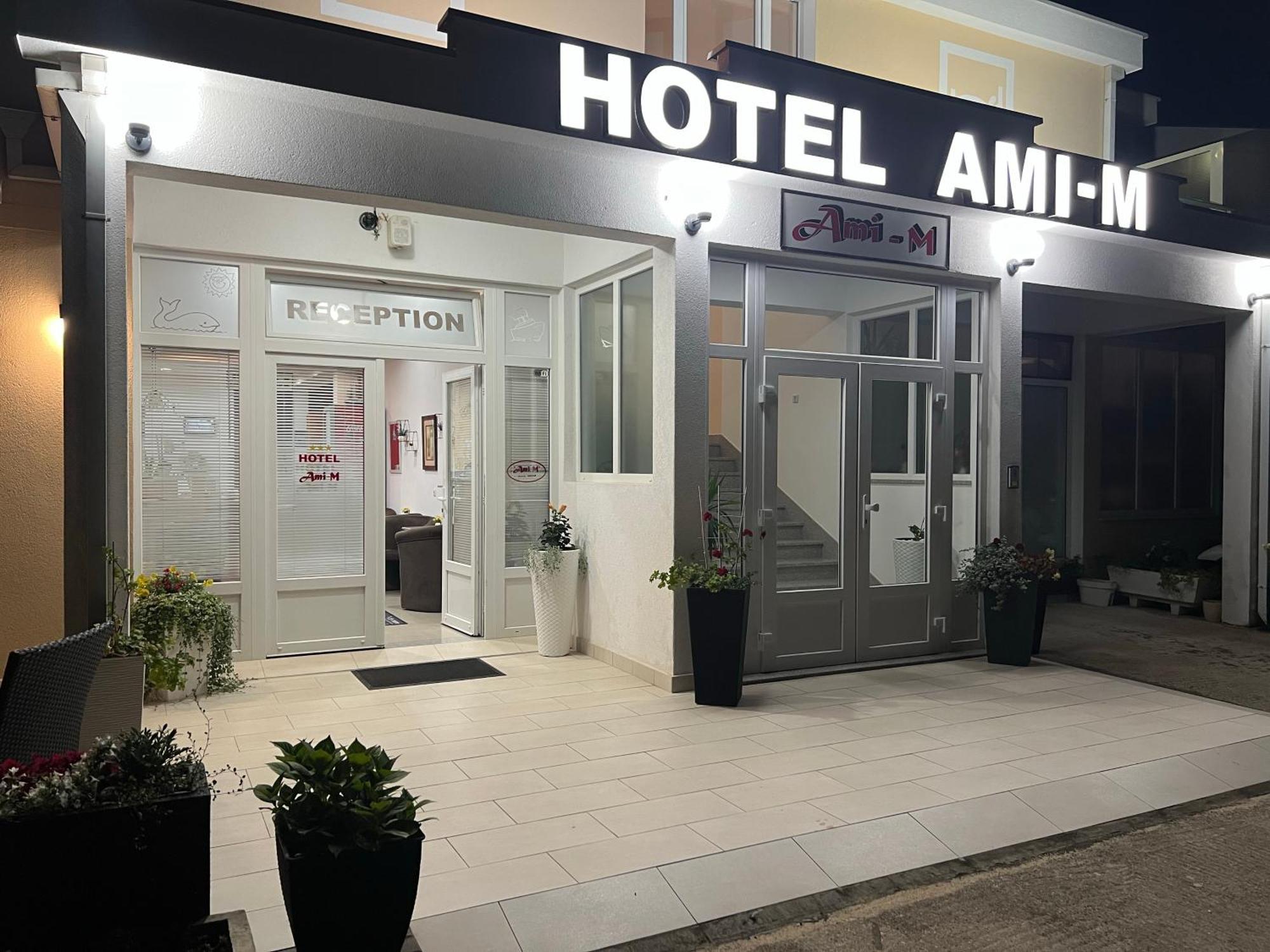 Hotel Ami - M 네움 외부 사진